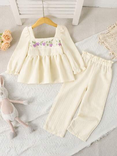 Neuer Vintage-Süß-Outfit für Baby Mädchen im Herbst/Winter, aprikotfarbenes Top mit quadratischem Kragen, Blumenstickerei und Puffärmeln + gestreifte Hose, elegantes Prinzessinnen-Stil 2-teiliges Set