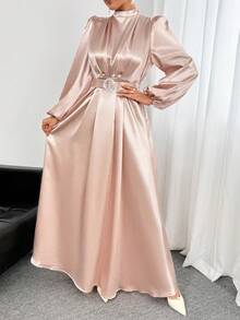 Đầm thanh lịch cỡ lớn màu trơn cổ đứng tay phồng xếp ly mùa xuân - Màu be - Xem 4