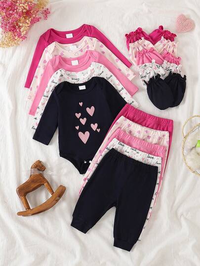 20件套女婴可爱卡通字母爱心印花连体衣+裤子+手套套装，满足宝宝日常搭配需求，新生儿多件套可换装服装，适合所有季节日常穿着或外出活动。