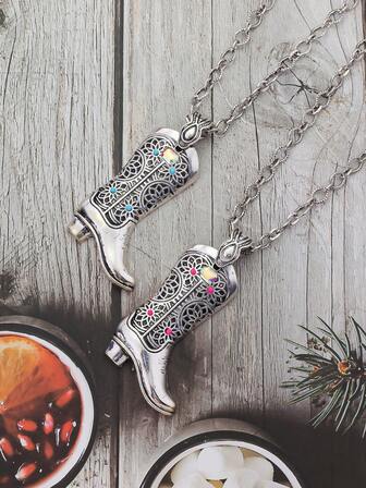 1件男士西部牛仔风格几何方形牛仔靴吊坠项链，嘻哈夸张设计