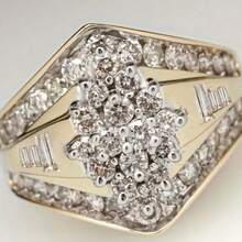 14k Gold Plated Sparkling Synthetic Zirconia Women's Wedding Ring, Elegant For Weddings, Banquets And Parties, Perfect Gift For Valentine's Day And Christmas - Gold - View 2