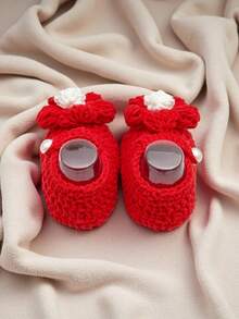 1 Pair Handmade Daisy Pattern Infant Shoes, Crochet Knitted, Newborn Footwear - Red - View 7
