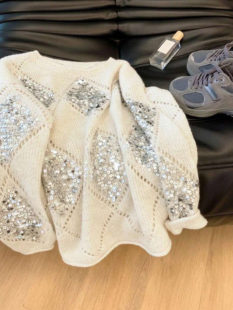 Áo len nữ EAVA cao cấp kiểu dáng cổ điển, chất liệu dệt kim mềm mại, đính sequin và họa tiết rỗng, phong cách retro, dáng rộng thoải mái, trang trí sequin. - Màu be - Xem 1