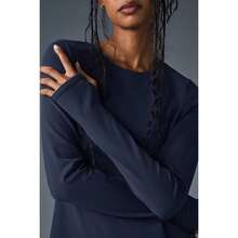 Alo Yoga Airbrush Winter Warm Nocturne Long Sleeve - Black |  | Men Outdoor Hoodies & Sweatshirts - Navy - 查看 4