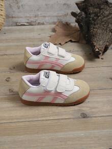 1 par de zapatos deportivos de bebé/niña pequeña de cuero parchado suaves y cómodos, con punta redonda, correa, suela antideslizante, zapatillas casuales lindas y de moda, adecuadas para bebés, otoño/invierno