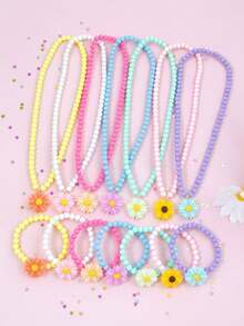 14pcs Multicolor Daisy Pendant Necklace, Charm Beaded Bracelet Set, Suitable For Holiday Party, Birthday Gift, Daily Wear