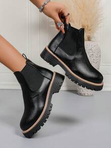 Stivali alla caviglia Chelsea neri di per l'autunno/inverno 2025, stivali piatti color nudo, stivali eleganti e alla moda da principessa, suole antiscivolo, colore unito, eleganti e casual per uso all'aperto e vacanze - nero - Visualizzare 7