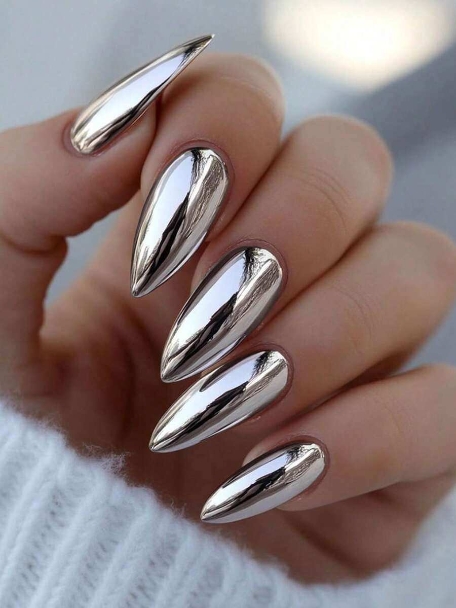 24片/套 Y2K 长杏仁银色魔法金属铬闪亮中杏仁按压式美甲贴纸，全息美甲闪粉美人鱼镜粉珍珠极光人造假指甲，包含1片果冻胶和1把指甲锉。银色和铬色美甲贴纸会让你的指尖闪耀动人，非常适合女性和女孩日常工作和参加锐舞派对。 - 銀色 - 查看 1