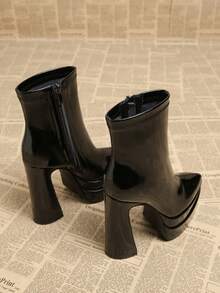 2026 Spring/Autumn New Elegant Black & Burgundy European Style Boots, Thick Heel Super High Heel Pointed Toe Women's Short Boots, Fashion - Black - View 5