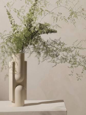 1个现代几何户外花园装饰花瓶，简约北欧风格装饰雕塑摆件，高挑植物架，适用于庭院、阳台，现代家居花园景观装饰