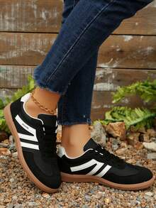 2025春季新款时尚女式白色滑板鞋，透气休闲运动鞋，韩版ins风 - 黑色 - 查看 5