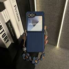 奢华 Y2K 草编图案深蓝色手机壳,牛仔布花朵手链设计,兼容三星 Galaxy ZFlip7、Z Flip6、ZFlip 5 后盖 - 寶藍色 - 查看 4