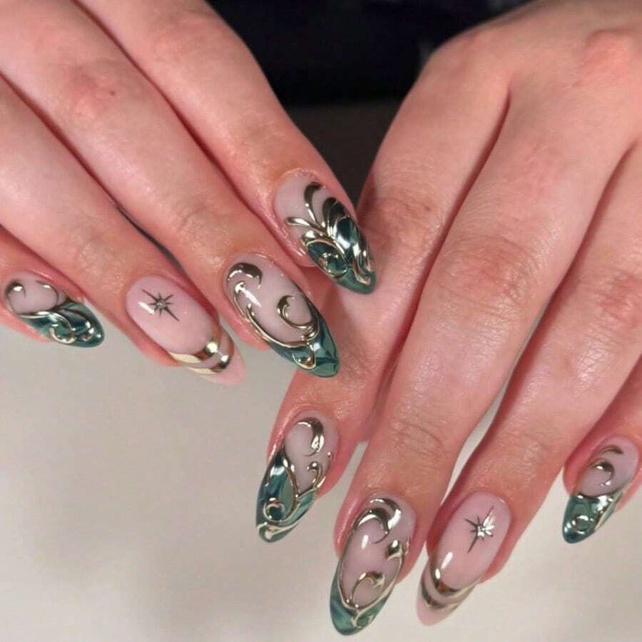 24 Pcs Reusable Press-On Nails - French Almond-Shaped With Gold-Edged Striped Design, Glossy Finish Minimalist Fake Nails Full Cover | Easy Application (No Glue Mess, 1-Minute Setup) Long-Lasting (Up To 7-10 Days Wear) | Perfect For Women & Girls - Ideal For Party, Wedding, Vacation | 2025 Modern French Manicure Must-Have Accessories - 綠色 - 查看 1