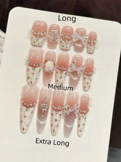 10 件手工指甲椭圆形方形棺材钉按压指甲中长，柔和的粉色指甲，法式尖头指甲，闪亮的猫眼指甲尖，手绘星星，指甲宝石钻石 3D 蝴蝶结钻石镶嵌，前卫优雅奢华秋季按压指甲，秋季指甲，派对日常和约会使用海滩热带度假适用，DIY 假指甲适合女性和女孩作为礼物指甲用品