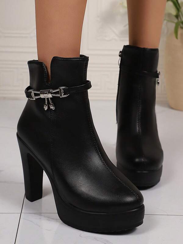 2025 Winter New Fashion Plus Size Thick Heel Waterproof Platform Round Toe Side Zipper Women's Ankle Boots