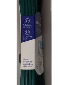 Extensión eléctrica doméstica de 4 metros de largo con 3 contactos y clavija polarizada, ideal para conectar varios dispositivos de forma segura en tu hogar, oficina o negocio. Fabricada con materiales de alta calidad que garantizan una conducción estable de energía y una mayor durabilidad incluso con uso constante. Su clavija polarizada brinda una conexión más segura, evitando cortocircuitos y protegiendo tus aparatos eléctricos. Perfecta para televisores, lámparas, cargadores, ventiladores, computadoras y más. Su diseño ligero y práctico te permite organizar tus espacios y alcanzar enchufes distantes sin necesidad de cables adicionales. La extensión triple de 4 metros está pensada para uso doméstico y de oficina, con un cable flexible que facilita su manejo y almacenamiento. - Tipo de Enchufe A USA (110-127V) - Ver 3