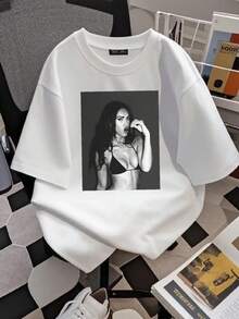 Men's White Graphic T-Shirt- Megan Fox Black& Nude Photo Print Tee- Soft Breathable Fabric Casual Streetwear Top- Machine Washable Everyday Shirt For Adults- Celebrity Apparel, T Shirts Graphic, Comfortable Wear, Short Sleeve Shirt, Nontranspare, Mens Casual And Stylish Tshirts, Womens T Shirts, Casual Attire, Comfortable Clothing,  Tshirt, Urban Streetwear, Durable Shirt, Highquality Material, Printed Tee, Casual Wear For Men, Adult Apparel - 白色 - 查看 1