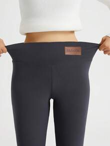 Women's Fleece Lined High Waist Leggings Winter Warm Thickened Stretchy Pants With Fashion Leather Label,Fleece Lined Leggings With Pockets - Warm High Waisted Yoga Pants For Winter Outdoor/Everyday,Warm Fleece Lined Leggings With Side Pockets - High Waisted Tummy Control Pants For Fall/Winter - 灰色 - 查看 3