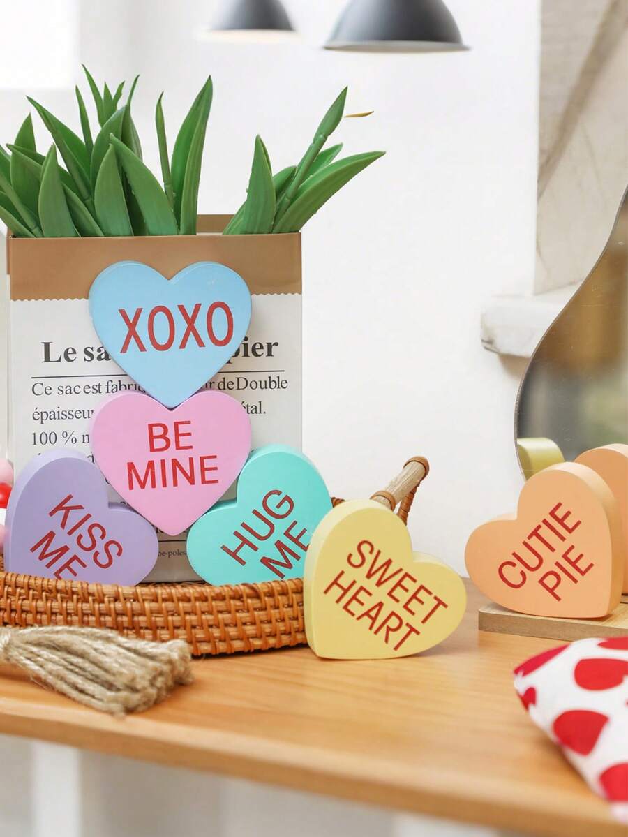 6件套木质心形对话装饰摆件，适用于多层托盘、置物架、壁炉架，情人节装饰 - 独立摆放，XOXO闺蜜节装饰，情人节装饰，情人节之吻装饰，甜蜜拥抱情人节礼物，情人节装饰，糖果心形情人节多层托盘装饰 - 婚礼派对木质心形餐桌装饰 - 彩色 - 查看 1