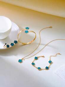 6pcs Vintage Gold Plated Carved 5-Petal Flower Pendant Necklace Bracelet Ring Earrings Jewelry Set For Women [Random Tassel - 綠色 - 查看 5