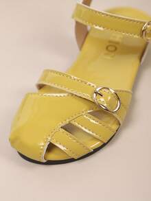 儿童时尚户外凉鞋夏季方头平底鞋系带凉鞋新款女童鞋时尚沙滩拖鞋 - 黃色 - 查看 7