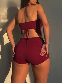 Bộ đồ 2 mảnh gợi cảm gồm áo hai dây xếp ly và quần short, áo liền quần và áo croptop không dây của DOUCIU. - Màu Đỏ Sâu - Xem 6