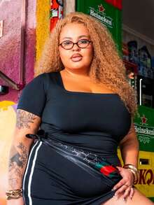 Plus Size Blouse With Square Neckline, Short Sleeves, And Support - Negro - Ver 4