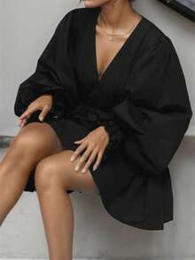 女士黑色复古法式优雅连衣裙，泡泡袖V领褶皱迷你裙，浪漫约会及派对装扮，完美的圣诞/新年正式晚礼服，秋冬派对礼服，新年女装 - 黑色 - 查看 8