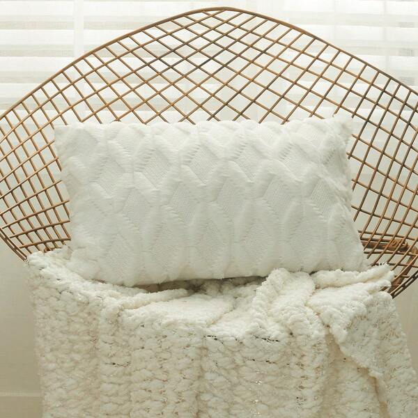 Faux Rabbit Fur Pillow Cover, Plush Front And Holland Plush Back, Diamond Grid Pattern, Soft And Comfortable, Suitable For Bedroom, Sofa, Car, Etc.