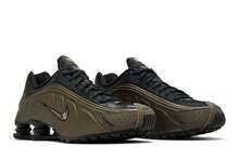 Nike Womens Shox R4 'Off Noir Ironstone' (Women's Sizes) Off Noir/Ironstone/Dark Smoke Grey AR3565-007 - 棕色 - 查看 8