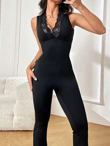 Onicee 女士夏季连体裤，黑色性感V领蕾丝喇叭裤连身裤，适合情人节、狂欢节、约会、聚会、派对、旅行、度假、海滩等场合。 - 黑色 - 查看 9