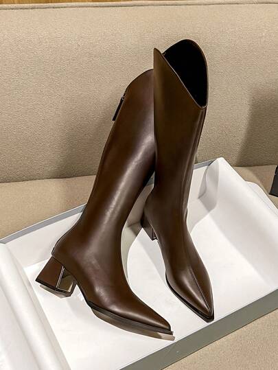 Botas altas de tacón grueso con corte en V, nuevas para otoño 2026, botas versátiles de moda hasta la rodilla, zapatos de mujer de tacón bajo y punta afilada estilo europeo & americano, botas elegantes y minimalistas