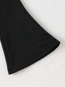 2pcs Baby Girls Casual Fashion Cute Bow Decor Long Sleeve Striped Splice Top And Flare Pants Set, Baby Girl Clothes, Autumn/Winter