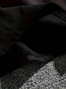 Camiseta Gráfica Y2K para Mujer - Estampado en Contraste SATAN LOVES YOU & por QUIÉN ERES - Top de Cuello Redondo y Manga Corta - 220g Ropa Casual Todo-Tiempo, Transpirable, Moda Cómoda - Negro - Ver 4