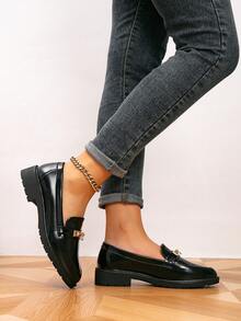 Mokasyny damskie, płaskie buty z okrągłym noskiem i metalową klamrą, damskie buty na co dzień w stylu retro, czarne buty, buty codzienne - Czarne - Zobacz 3