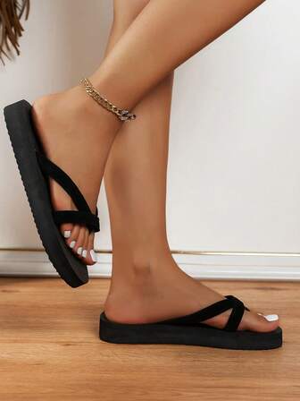 女士夏季新款时尚户外度假人字拖，时尚拖鞋，沙滩鞋，夏威夷风情女士凉鞋