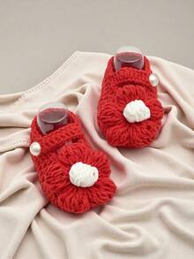 1 Pair Handmade Daisy Pattern Infant Shoes, Crochet Knitted, Newborn Footwear - Red - View 5