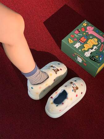 XIXITIAO 1 par de pantuflas suaves y lindas con diseño de perro a lunares, gruesas y cálidas, pantuflas esponjosas de moda y antideslizantes para uso en interiores