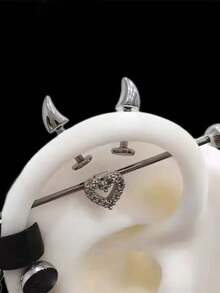 1pc Punk Silver Rivet Earrings, Unisex, Chic Metallic Smooth Geometric Pierced Earrings, Y2K Halloween Accessory - Silver - View 2