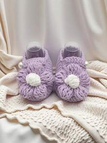 1 Pair Handmade Daisy Pattern Infant Shoes, Crochet Knitted, Newborn Footwear - Mauve Purple - View 4