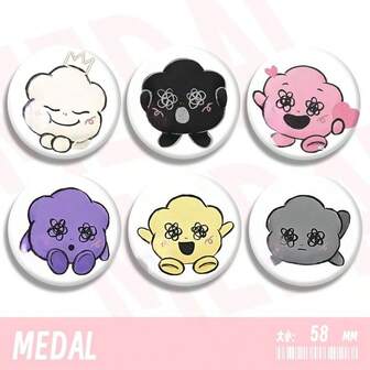 58毫米亮面金属涂层徽章，可爱俏皮风格，彩色小尘埃SHUMON卡通圆形细节胸针吊坠，非常适合粉丝支持、服装搭配和特殊场合。