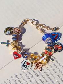 1 vòng tay họa tiết da báo và ngôi sao, 1 vòng tay thánh giá trái tim, 1 vòng tay khẩu hiệu Love Yourself, 1 vòng tay hình 8 bi họa tiết da báo, 1 vòng tay đôi môi gợi cảm, 1 vòng tay trái tim đỏ (cùng kiểu dáng với Ins) - Vàng - Xem 9