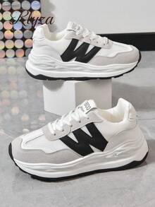 秋冬女士运动坡跟运动鞋，拼色字母贴片装饰系带运动鞋