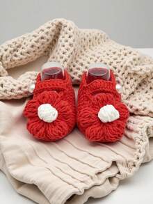 1 Pair Handmade Daisy Pattern Infant Shoes, Crochet Knitted, Newborn Footwear - Red - View 4