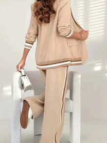 New Women's Elegant And Casual Two-Piece Suit Set, Featuring A Long-Sleeved Lapel Blazer And Side-Striped Wide-Leg Trousers. Machine Washable, Suitable For Office Wear. - 卡其色 - 查看 3