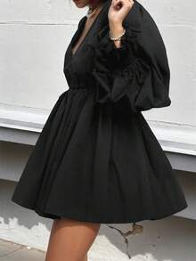 女士黑色复古法式优雅连衣裙，泡泡袖V领褶皱迷你裙，浪漫约会及派对装扮，完美的圣诞/新年正式晚礼服，秋冬派对礼服，新年女装 - 黑色 - 查看 4