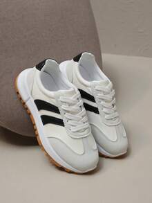 1 Pair Women's Flat Lace-Up Color Block Patchwork PU Leather & Mesh Splice Casual Sneakers, Outdoor All Season, Standard Size, Flat Gump Shoes