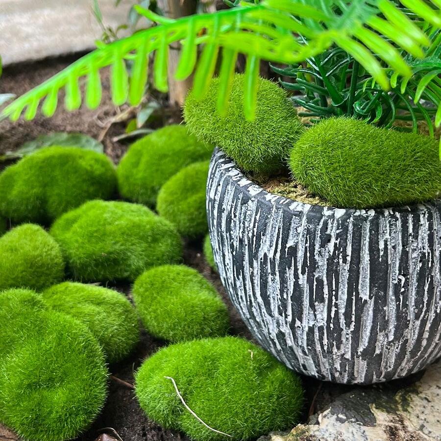 5 Stücke künstliche grüne Moosfelsen, Kunstmoos Steine Ornamente für Heim, Garten, Hochzeit, DIY Miniatur Landschaftsdekoration, kleine Größe 4*5cm / 5*7cm