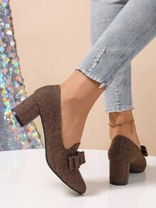 Giày cao gót nữ màu trơn với nơ dày trang trí, kiểu dáng thanh lịch và thoải mái, mũi nhọn, dễ xỏ, giày công sở thời trang, gót trung bình, phù hợp cho mọi mùa, dự tiệc, đám cưới. - màu nâu - Xem 6