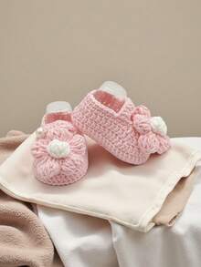 1 Pair Handmade Daisy Pattern Infant Shoes, Crochet Knitted, Newborn Footwear - Baby Pink - View 6